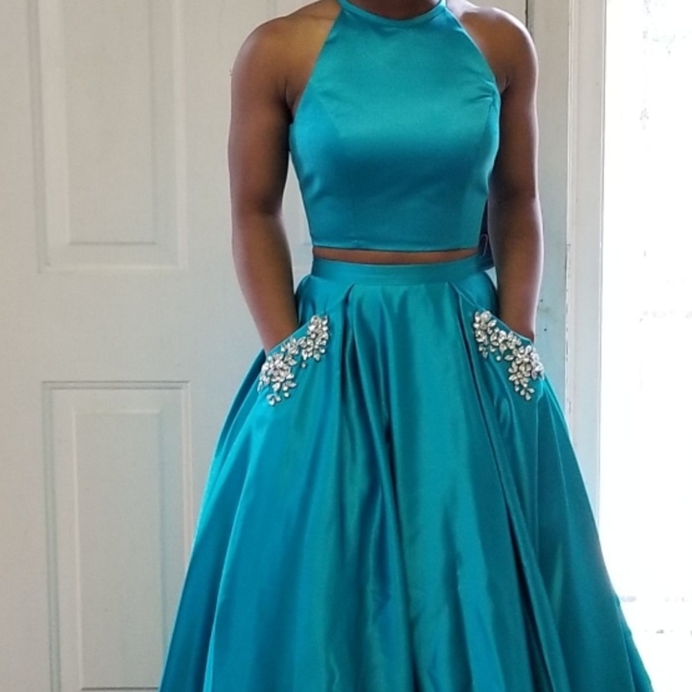 Prom dress